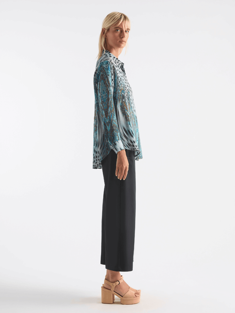 Mela Purdie Long Sleeve Button Front Soft Shirt in Peacock Print Silk 2822 - Vibrant Elegance for Every Occasion Mela Purdie Stockist Online Australia Signature of Double Bay