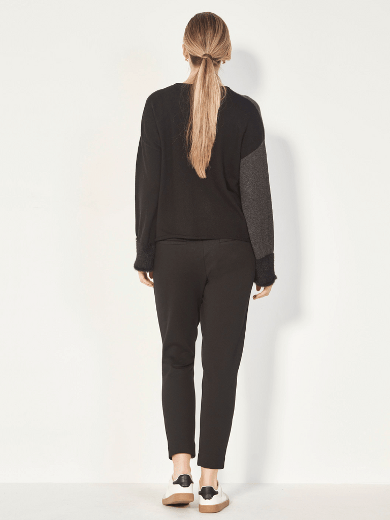 VERGE Riviera Jogger Style Pant in Black Verge Stockist Online Australia Signature of Double Bay Mature Fashion Acrobat Flattering