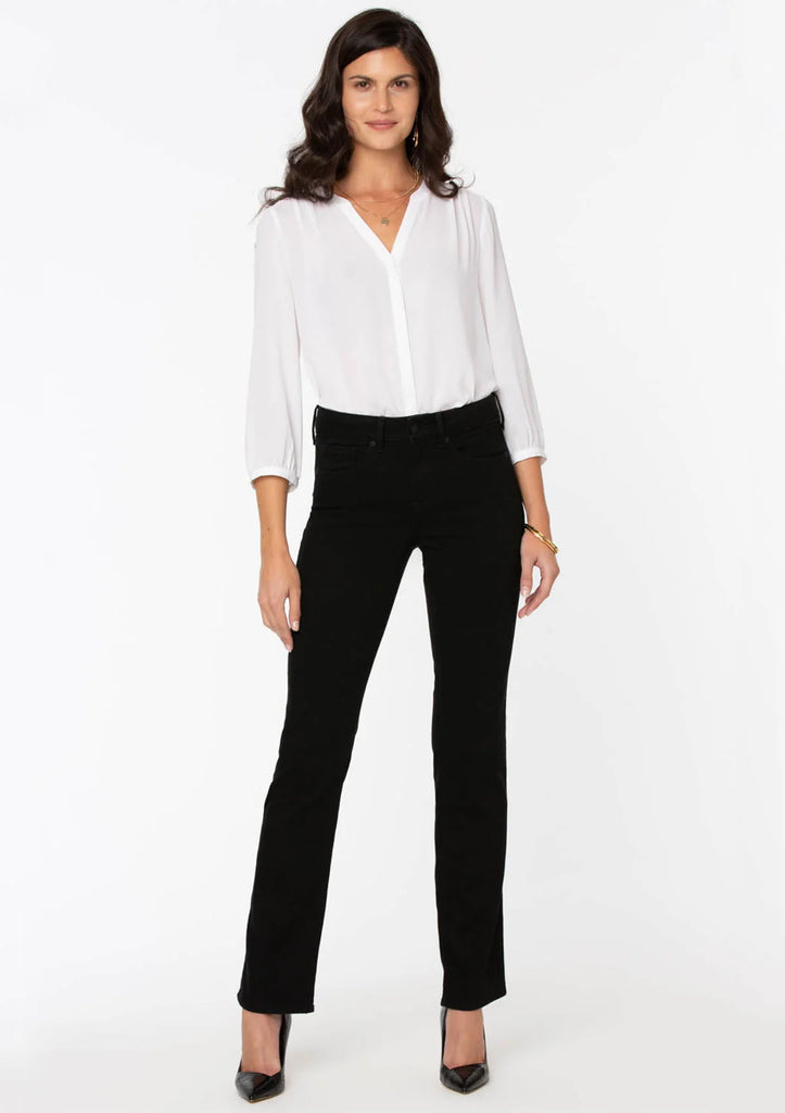 NYDJ Marilyn Straight Jean Black Not Your Daughter's JeansMarilyn Straight Jean in BlackThe Marilyn Straight Jean in Quinn black is a versatile and figure-elongating jean designed in a straight-leg fit